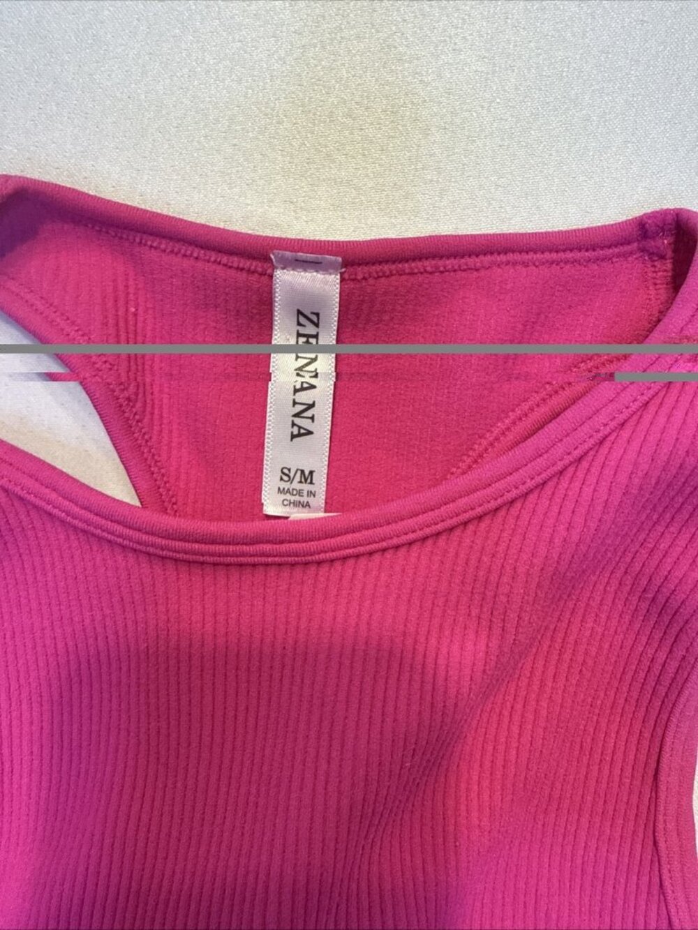 Zenana Women's Pink Ribbed Cropped Tank Top Round Neck Size S/M - Picture 3 of 5